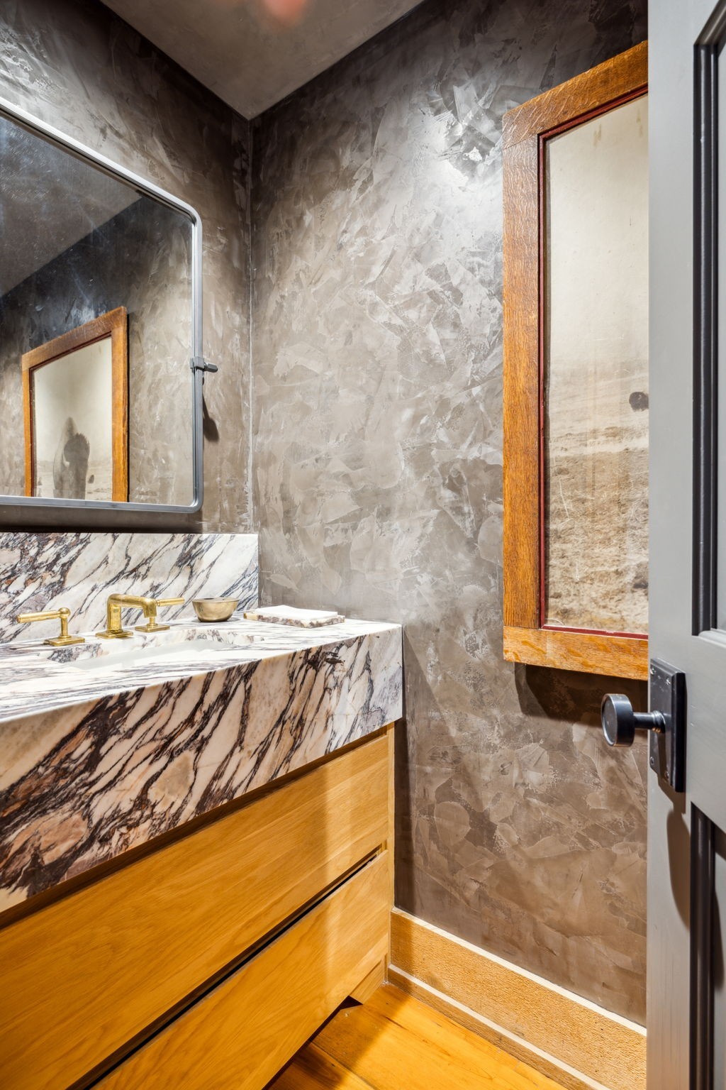 1006 Scramblers Knob