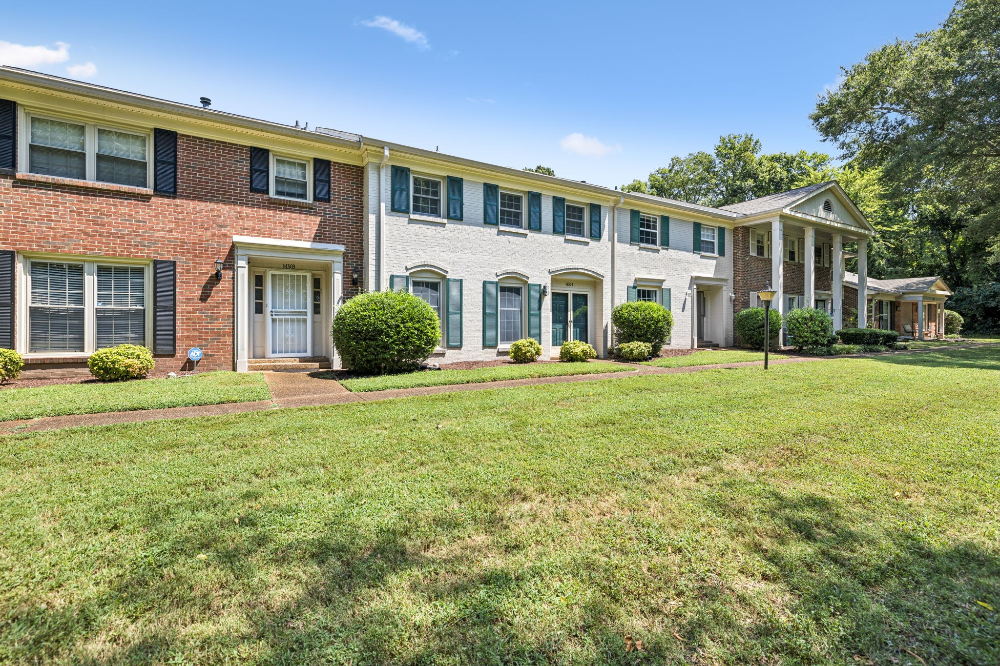 8300 Sawyer Brown Rd Unit: Apt H304