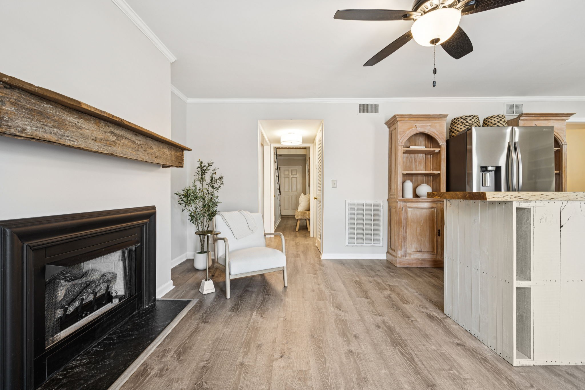 8300 Sawyer Brown Rd Unit: Apt H304