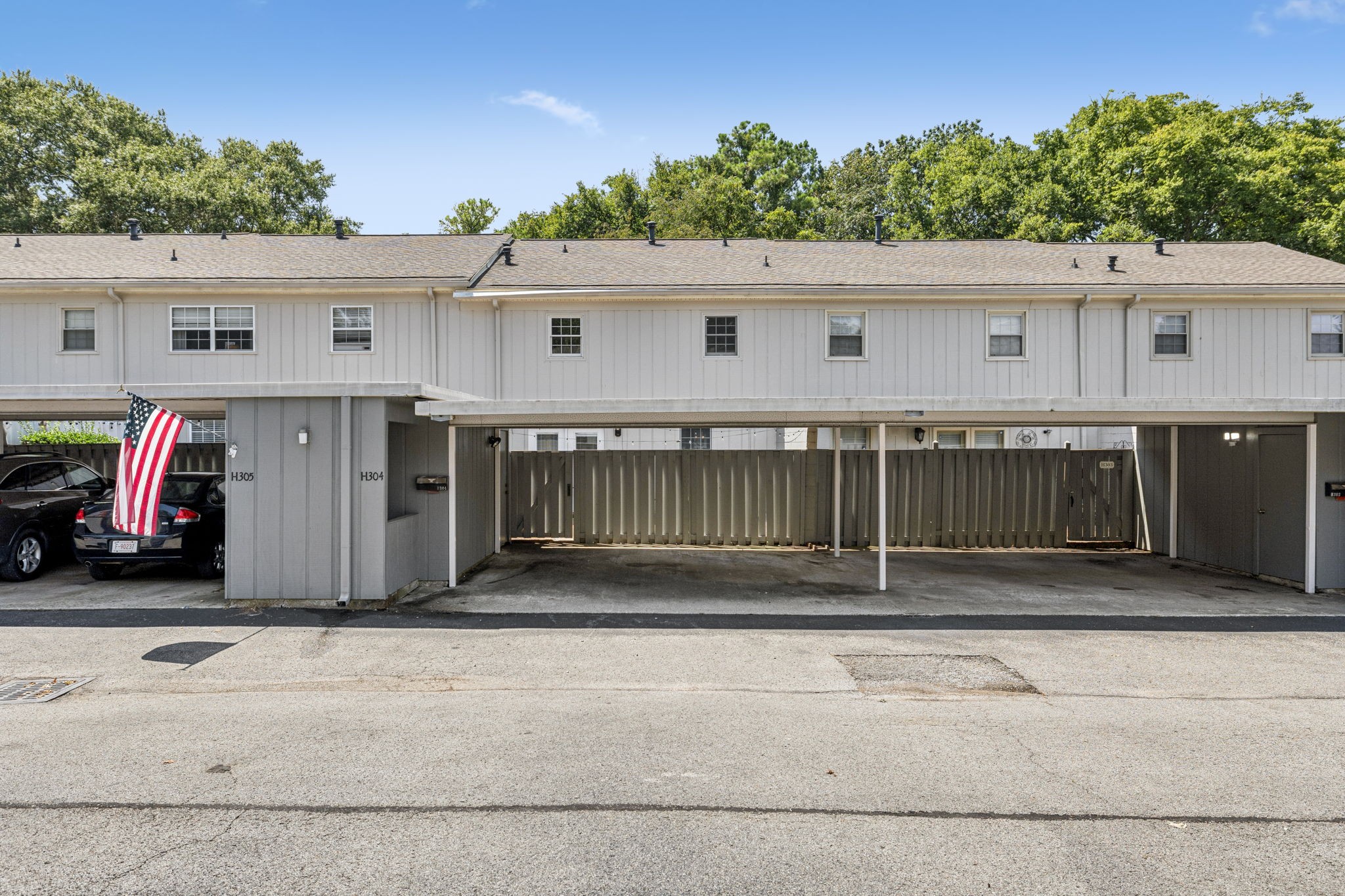 8300 Sawyer Brown Rd Unit: Apt H304