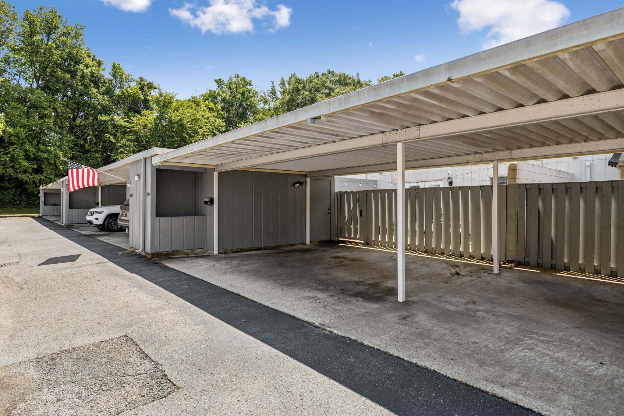 8300 Sawyer Brown Rd Unit: Apt H304