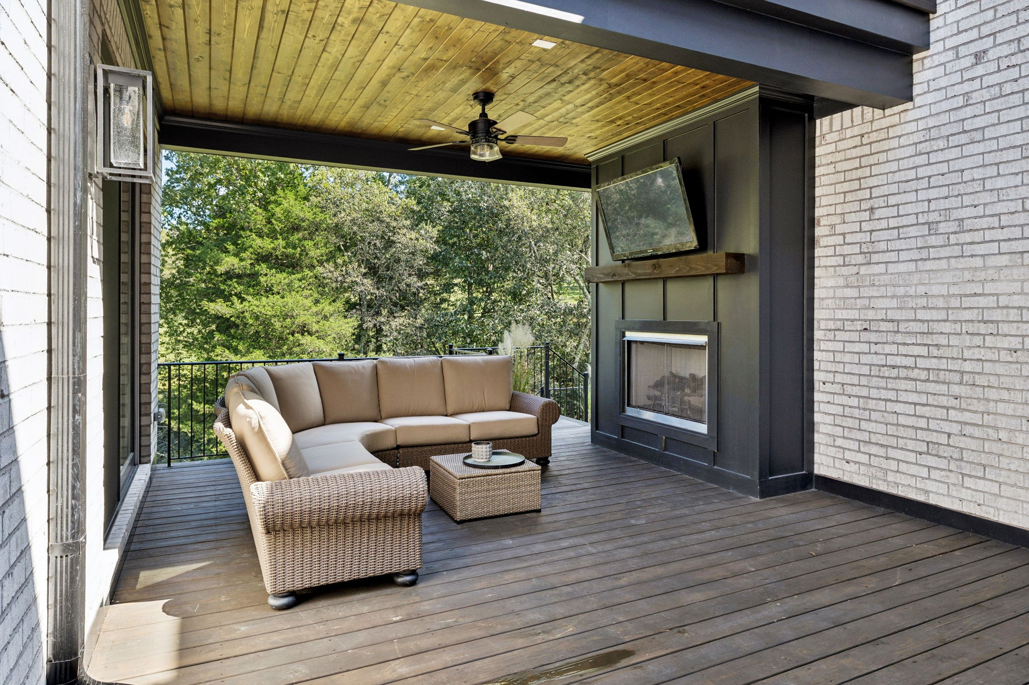 6822 Drumright Hills Ln