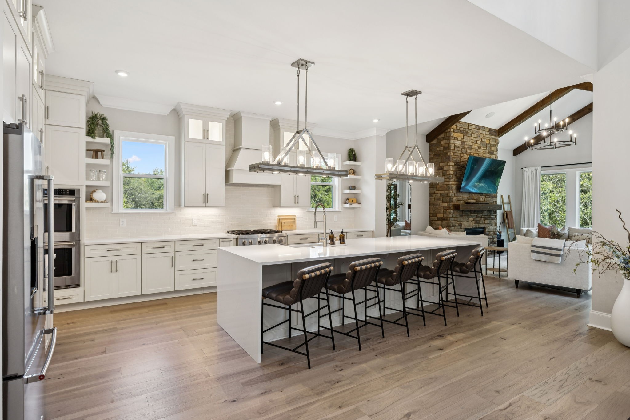 6822 Drumright Hills Ln