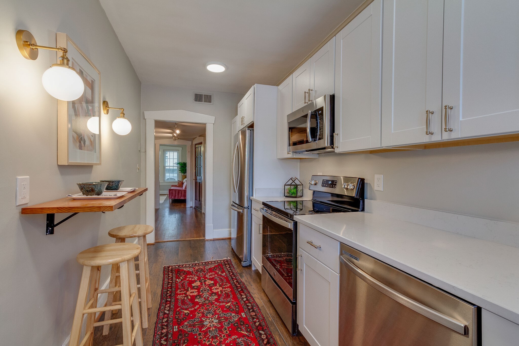 1711 18th Ave, S Unit: F2