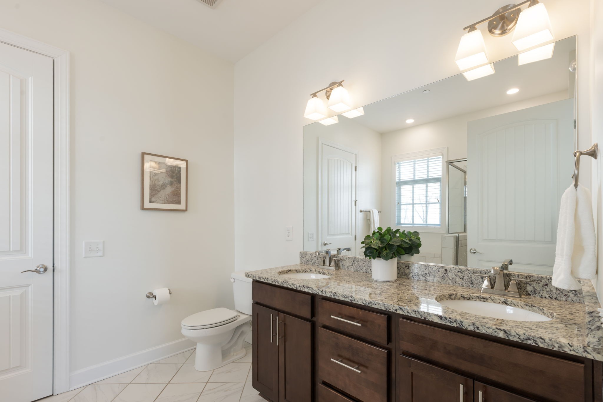 6030 Keats St Unit: 102