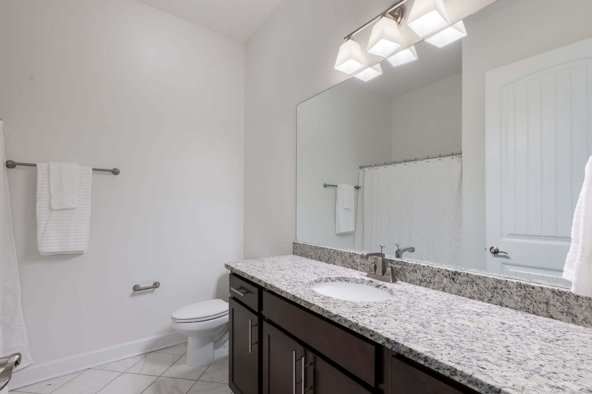 6030 Keats St Unit: 102