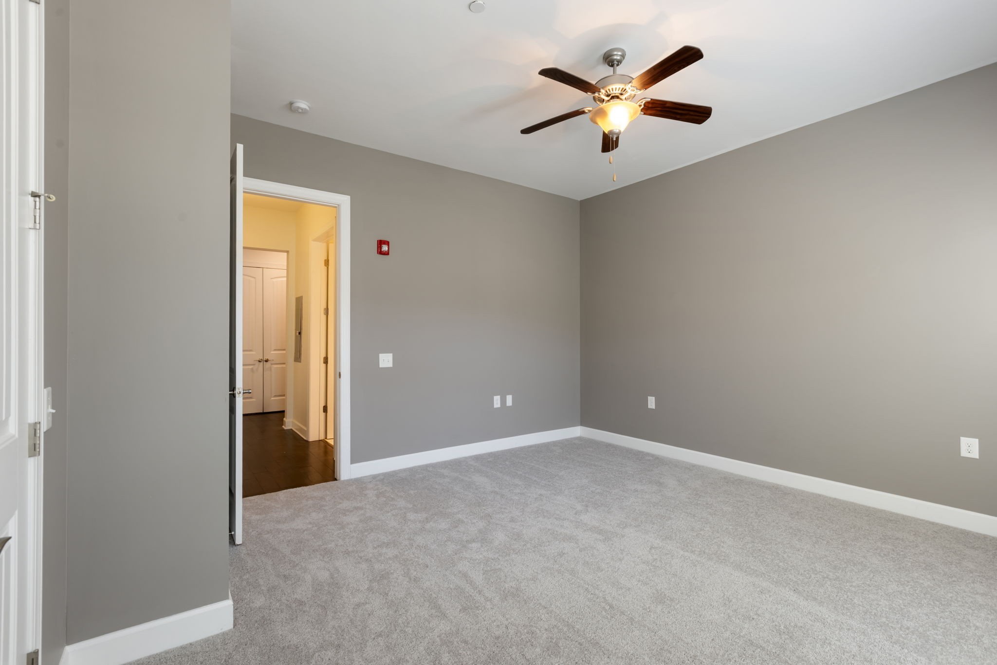 6030 Keats St Unit: 102