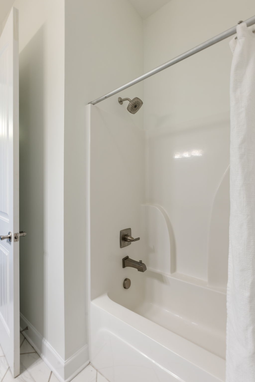 6030 Keats St Unit: 102