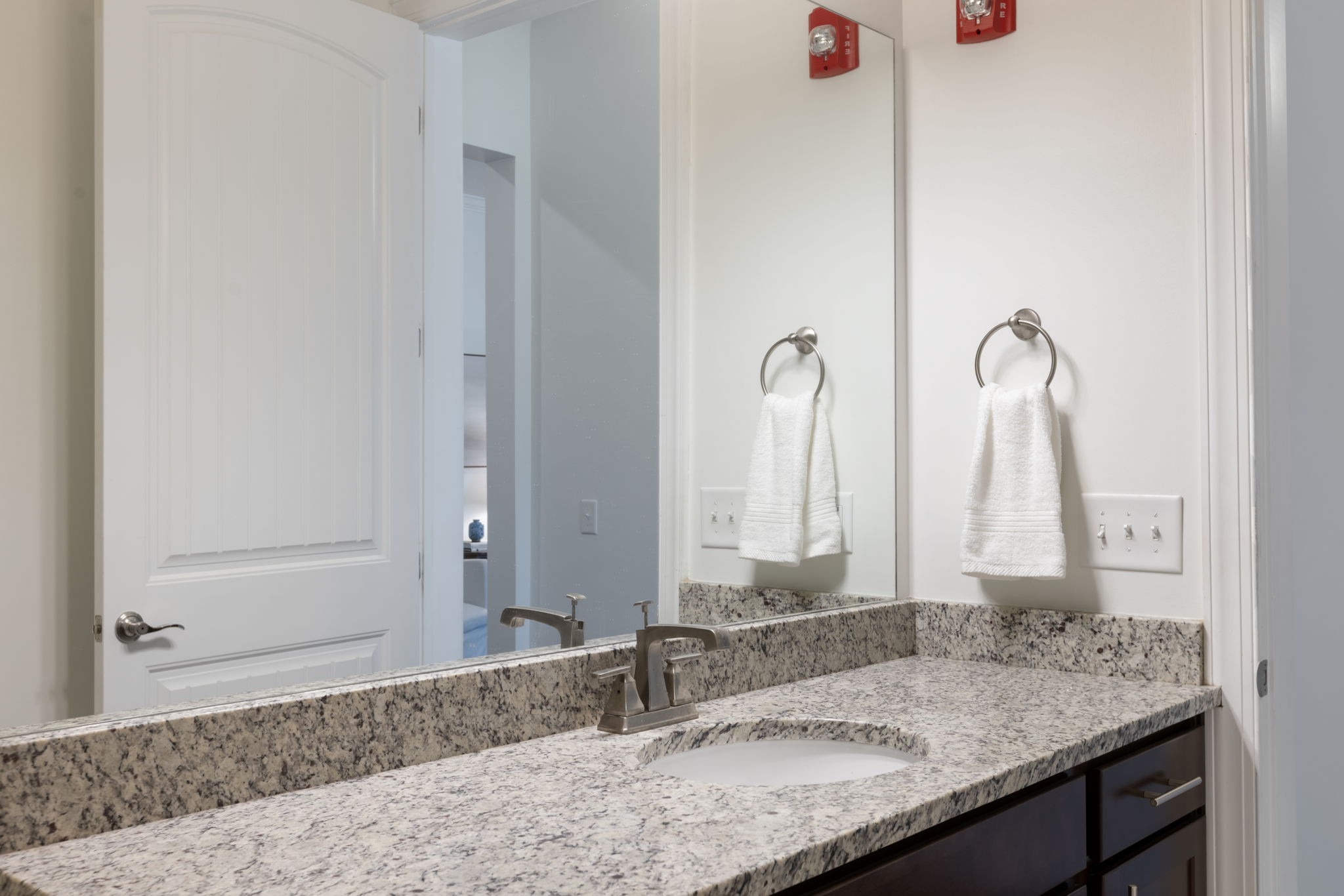 6030 Keats St Unit: 102