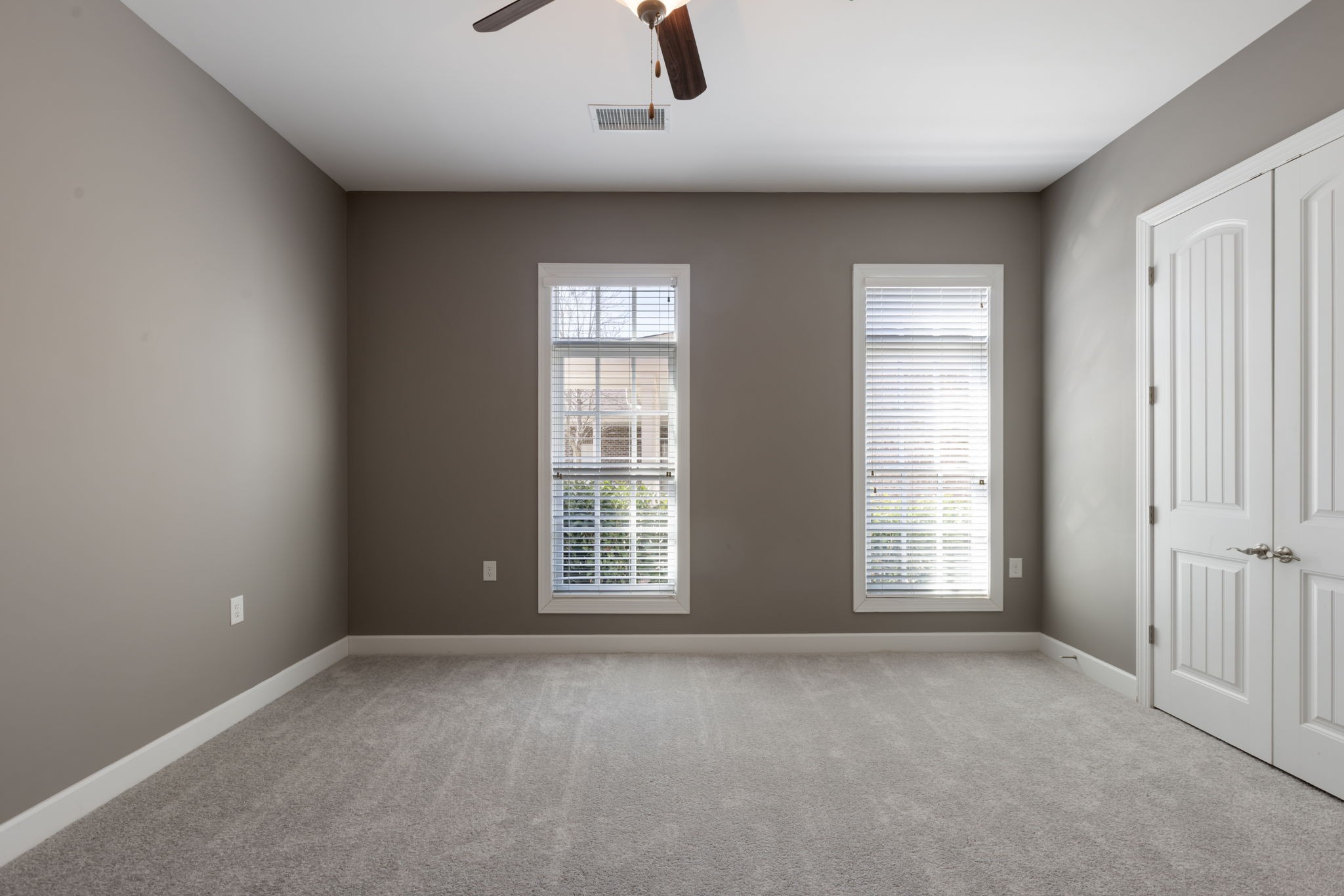 6030 Keats St Unit: 102