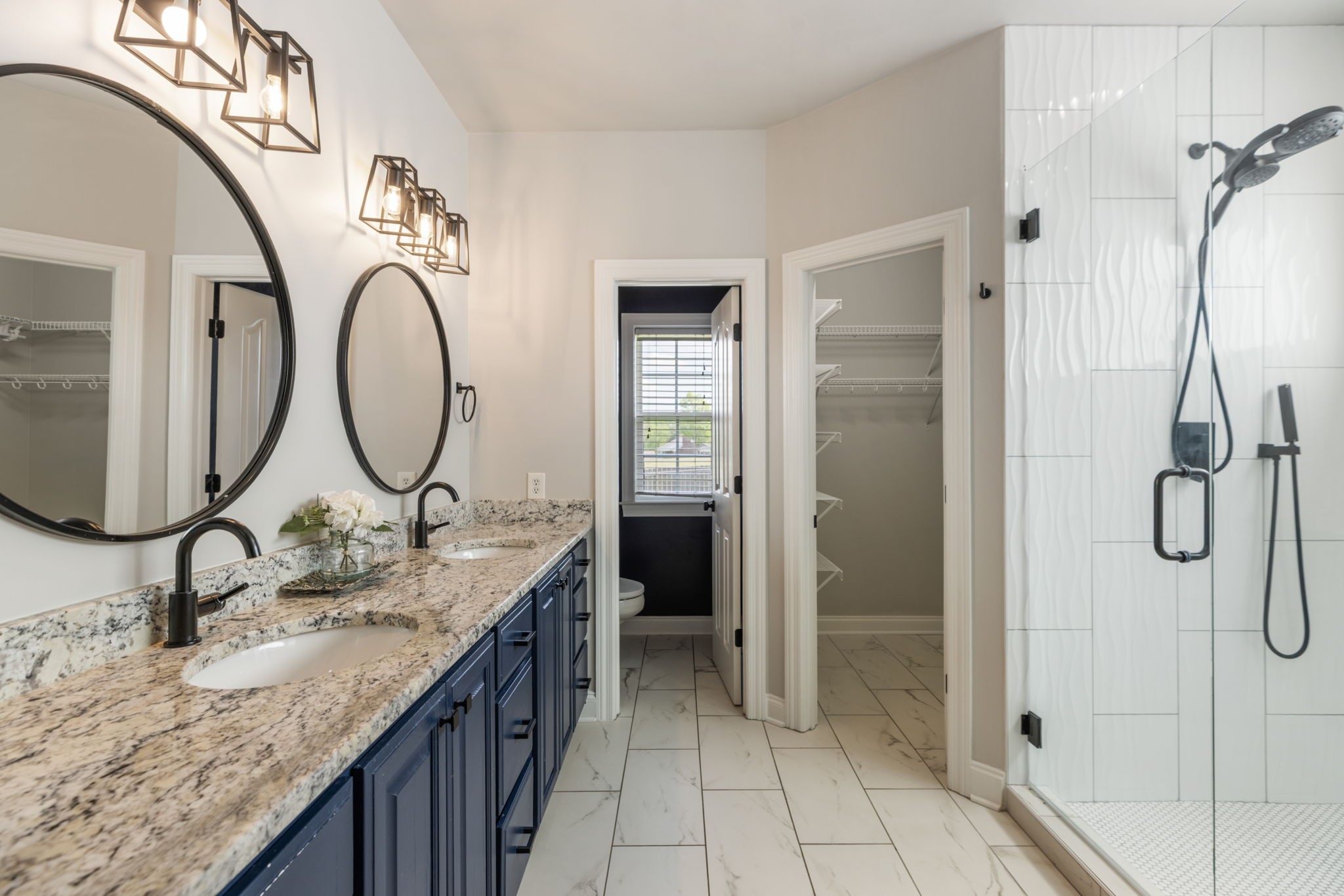 1633 Hayes Denton Rd