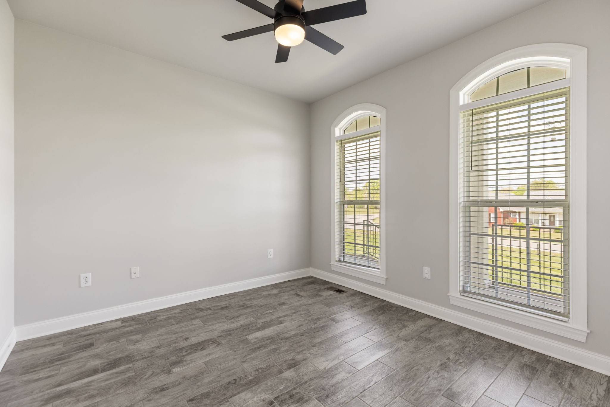 1633 Hayes Denton Rd