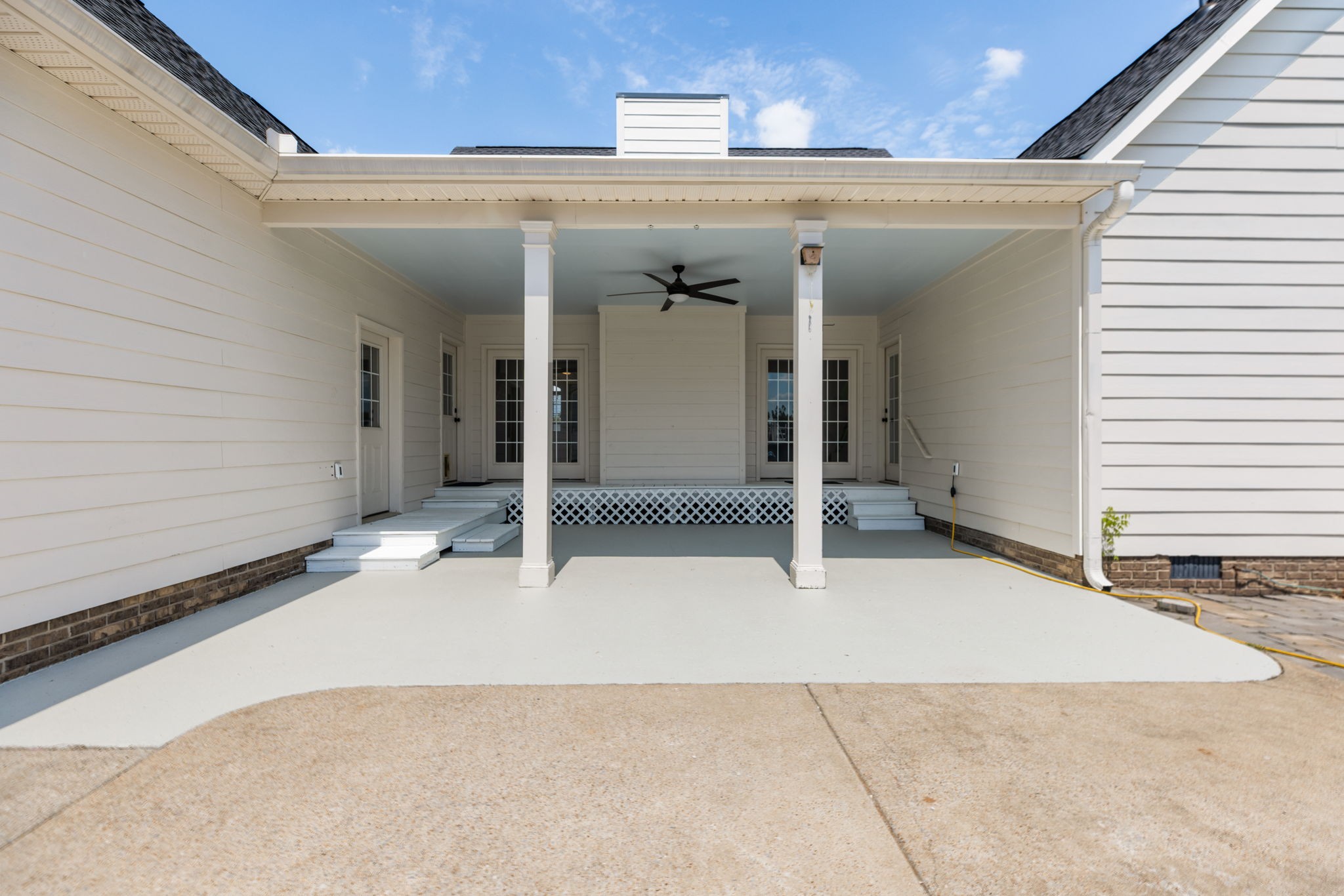 1633 Hayes Denton Rd