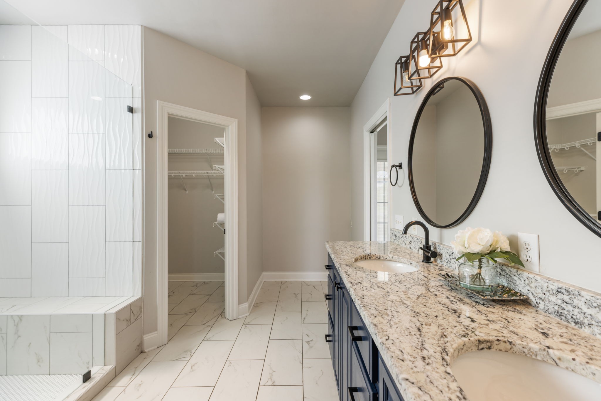 1633 Hayes Denton Rd