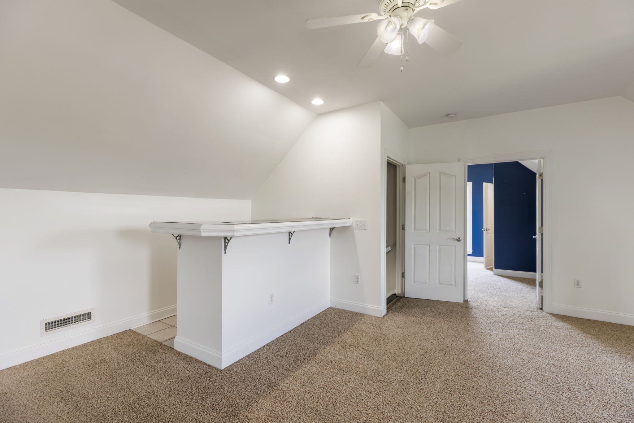 1633 Hayes Denton Rd