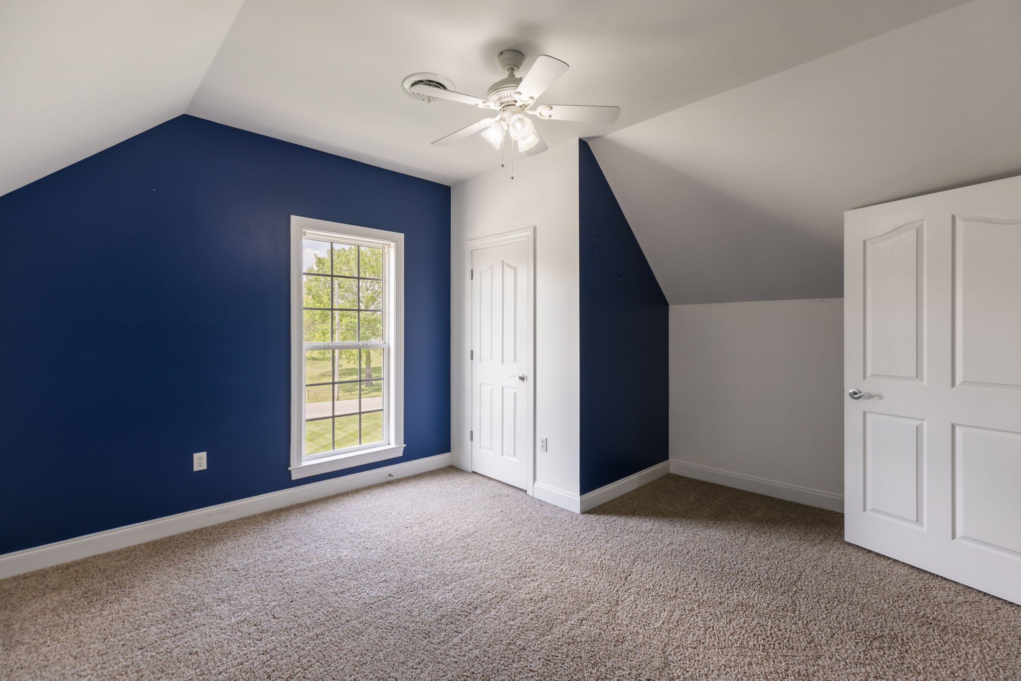 1633 Hayes Denton Rd