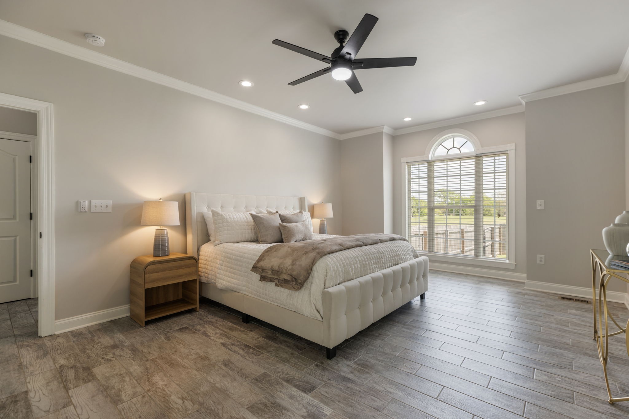 1633 Hayes Denton Rd