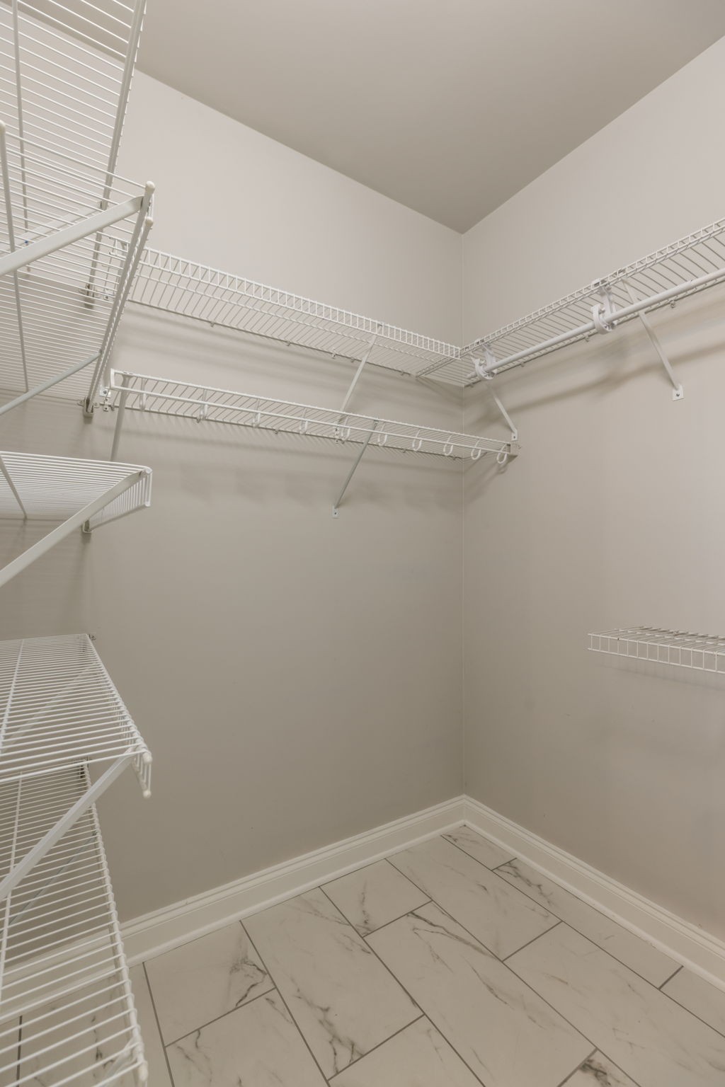 1633 Hayes Denton Rd