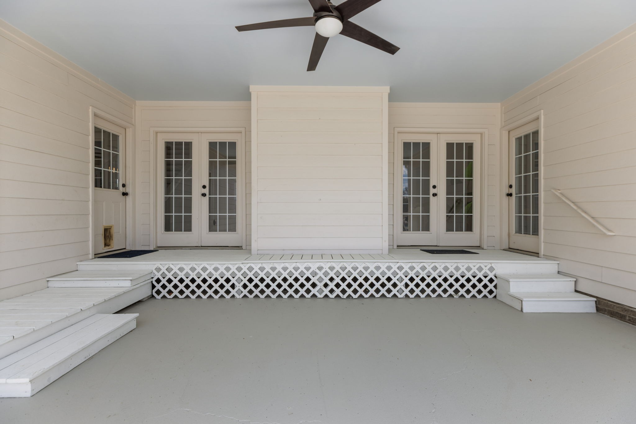 1633 Hayes Denton Rd