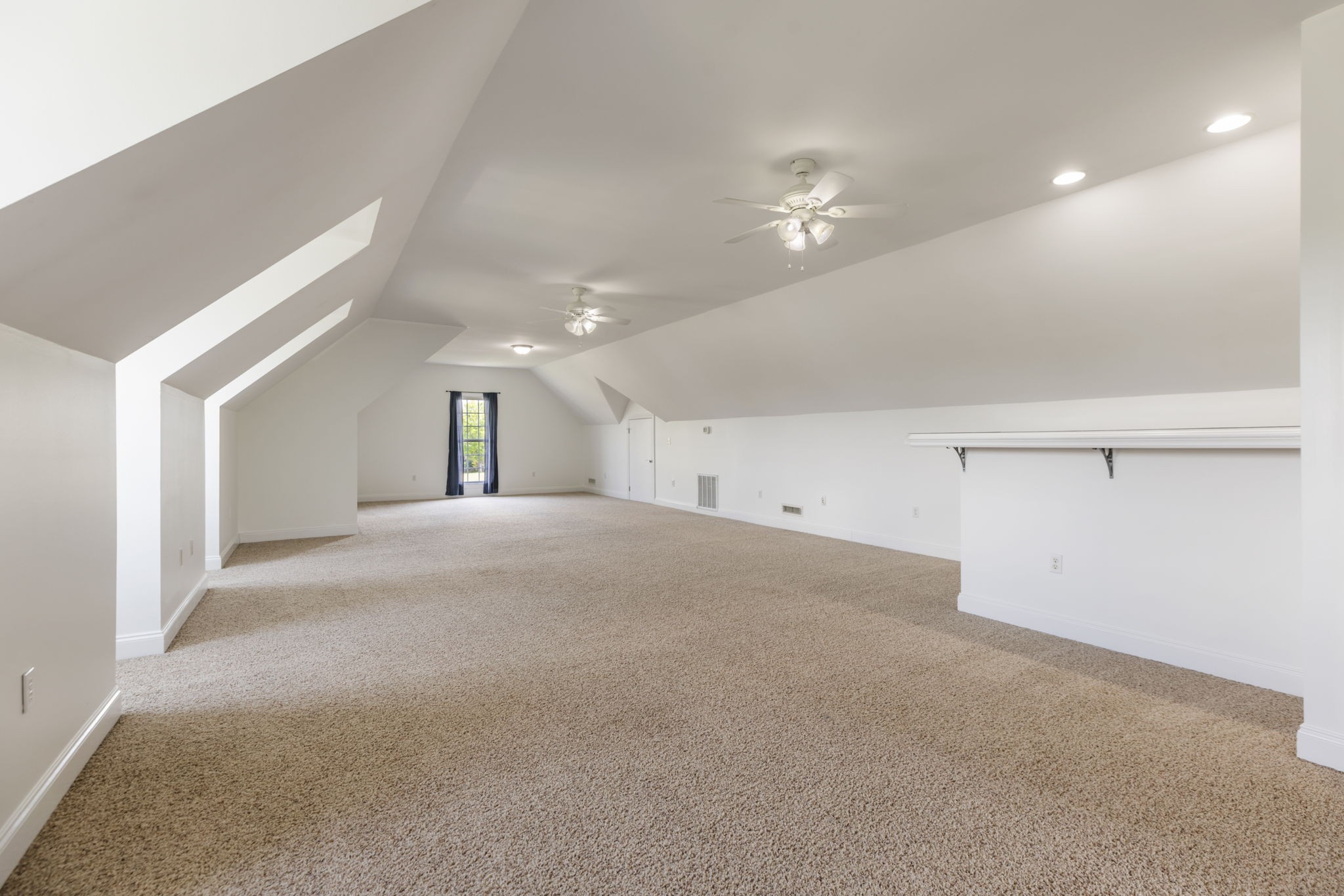 1633 Hayes Denton Rd