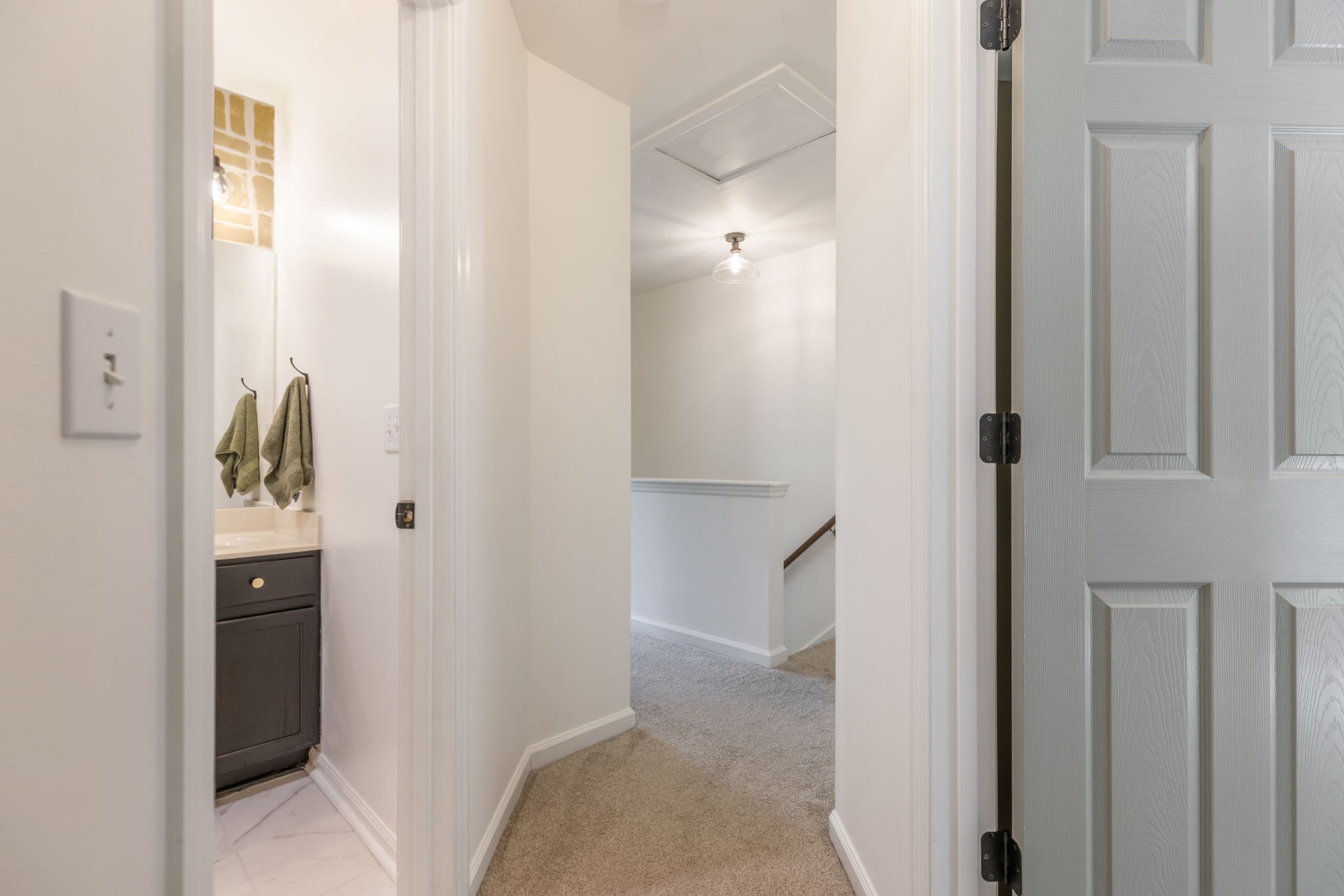 480 Huntington Ridge Dr