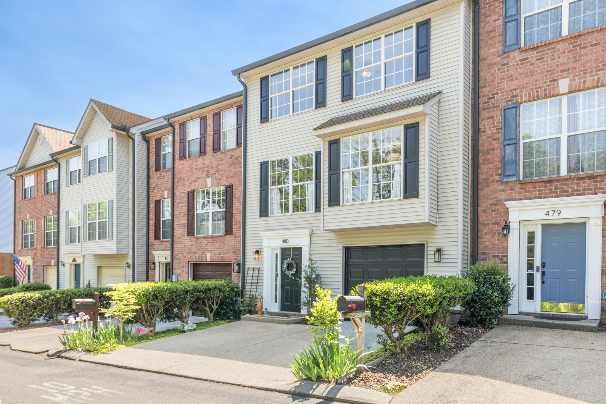 480 Huntington Ridge Dr