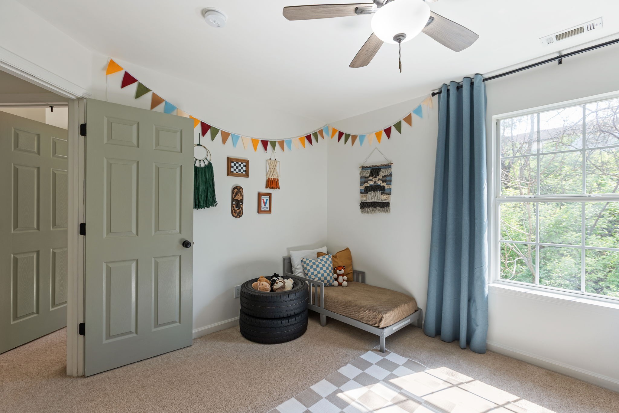 480 Huntington Ridge Dr