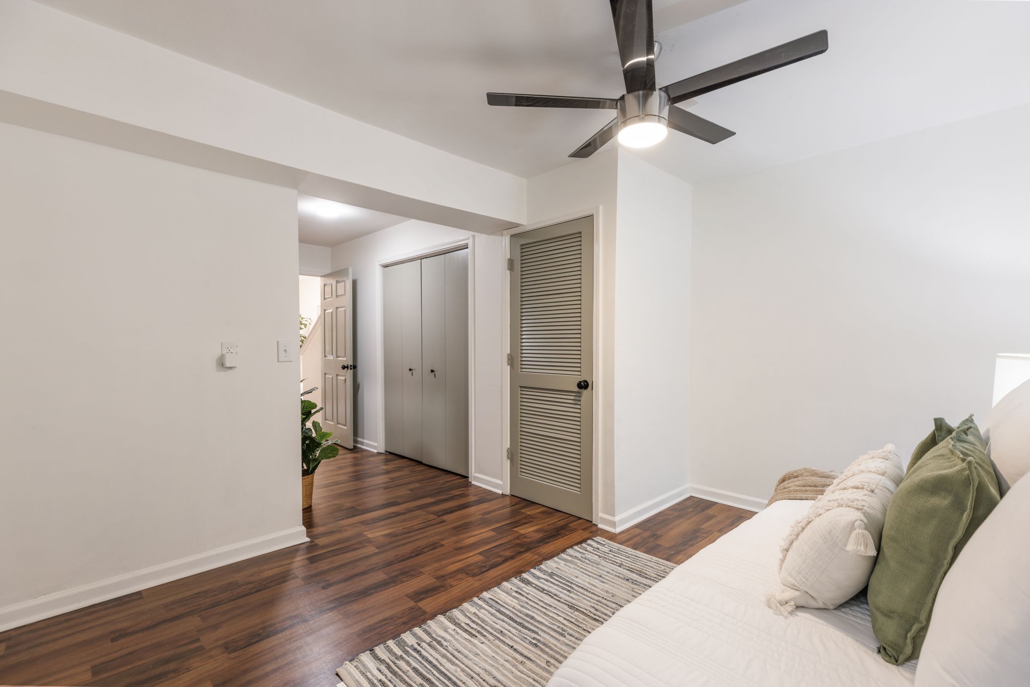 480 Huntington Ridge Dr