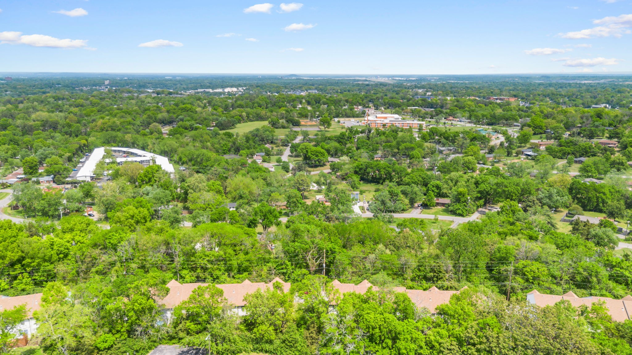 480 Huntington Ridge Dr