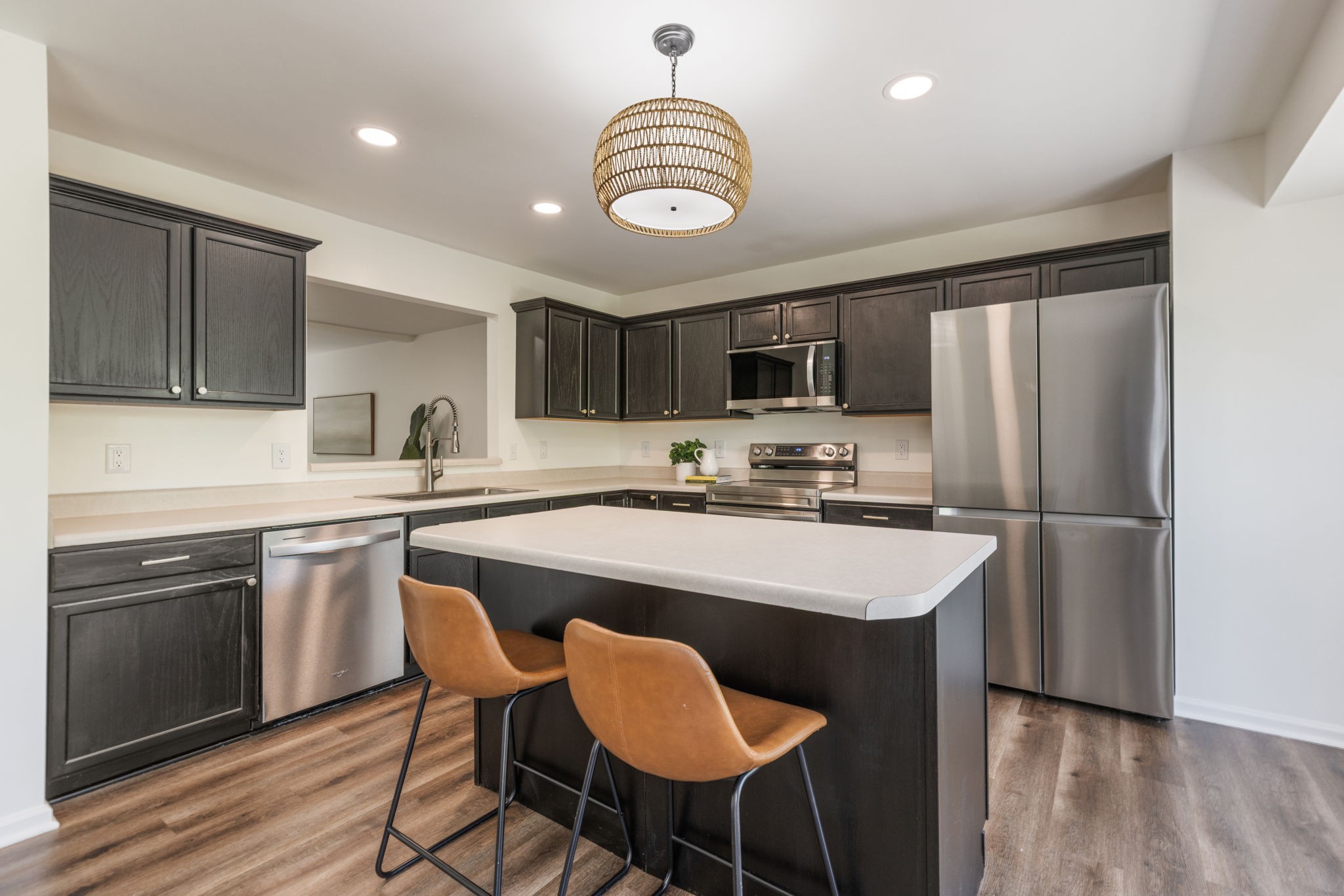 480 Huntington Ridge Dr