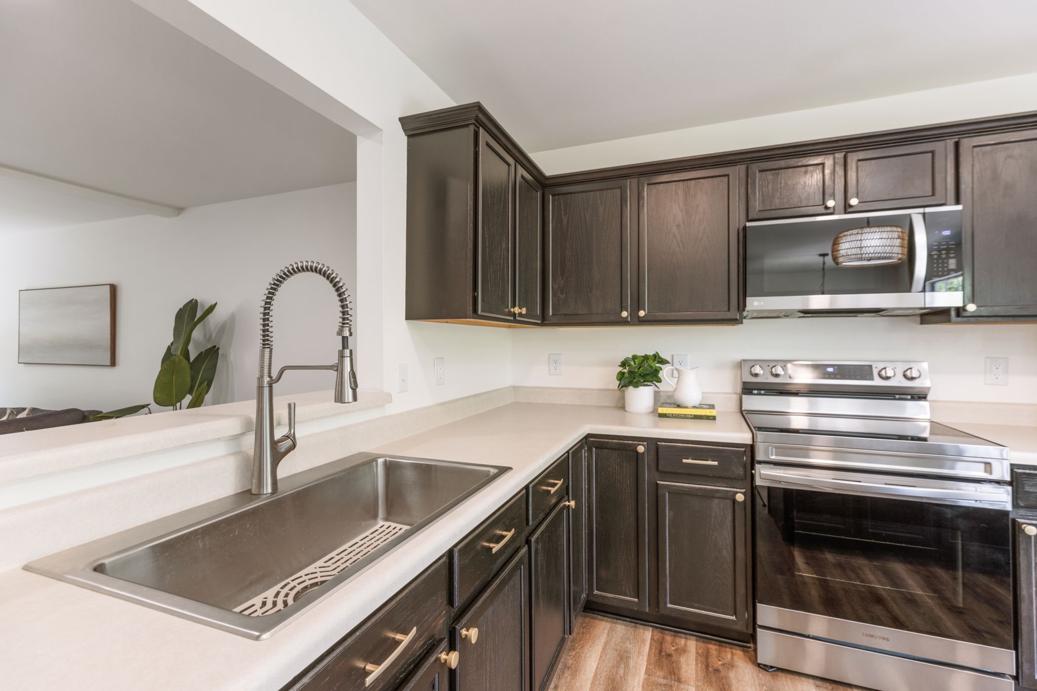 480 Huntington Ridge Dr