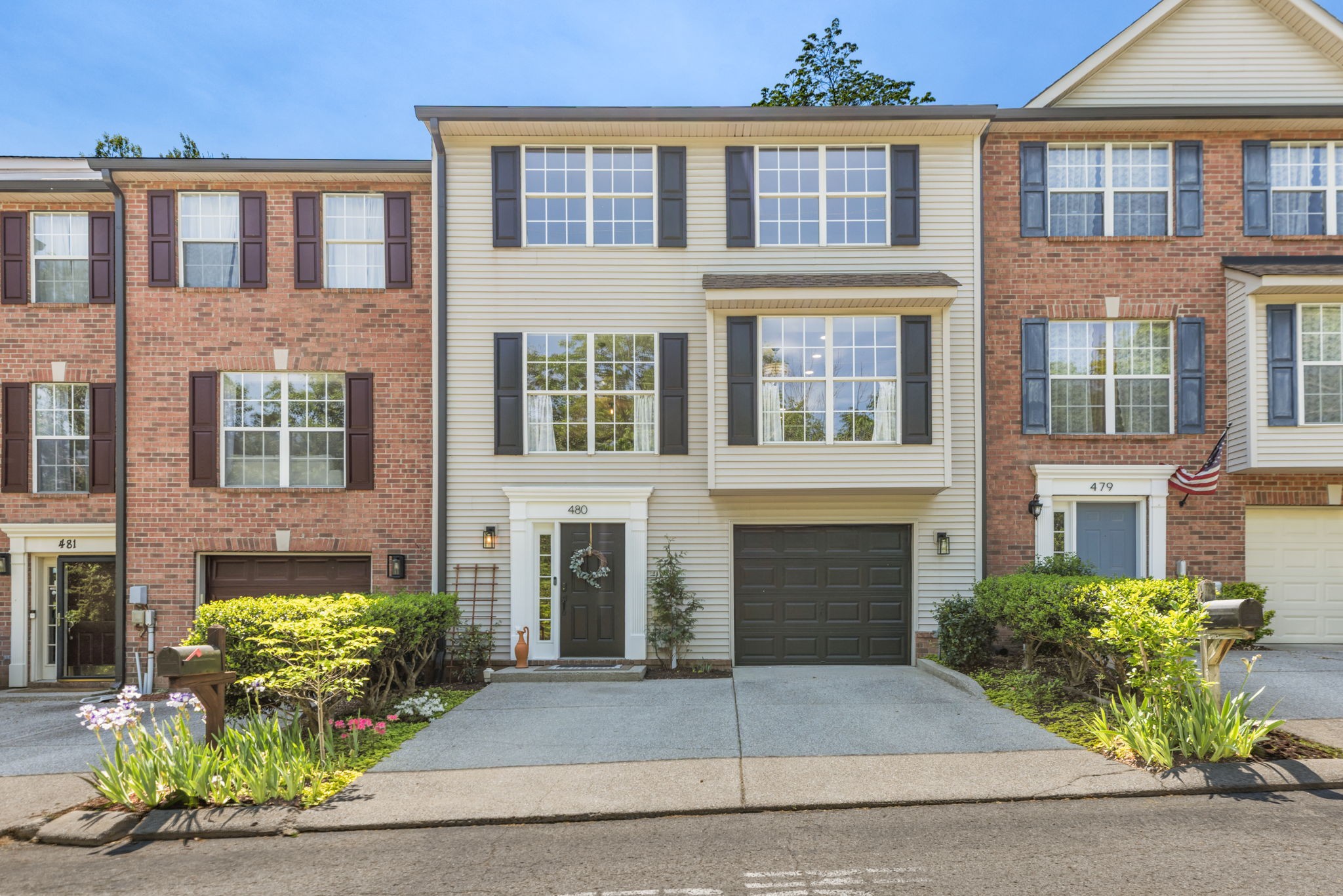 480 Huntington Ridge Dr