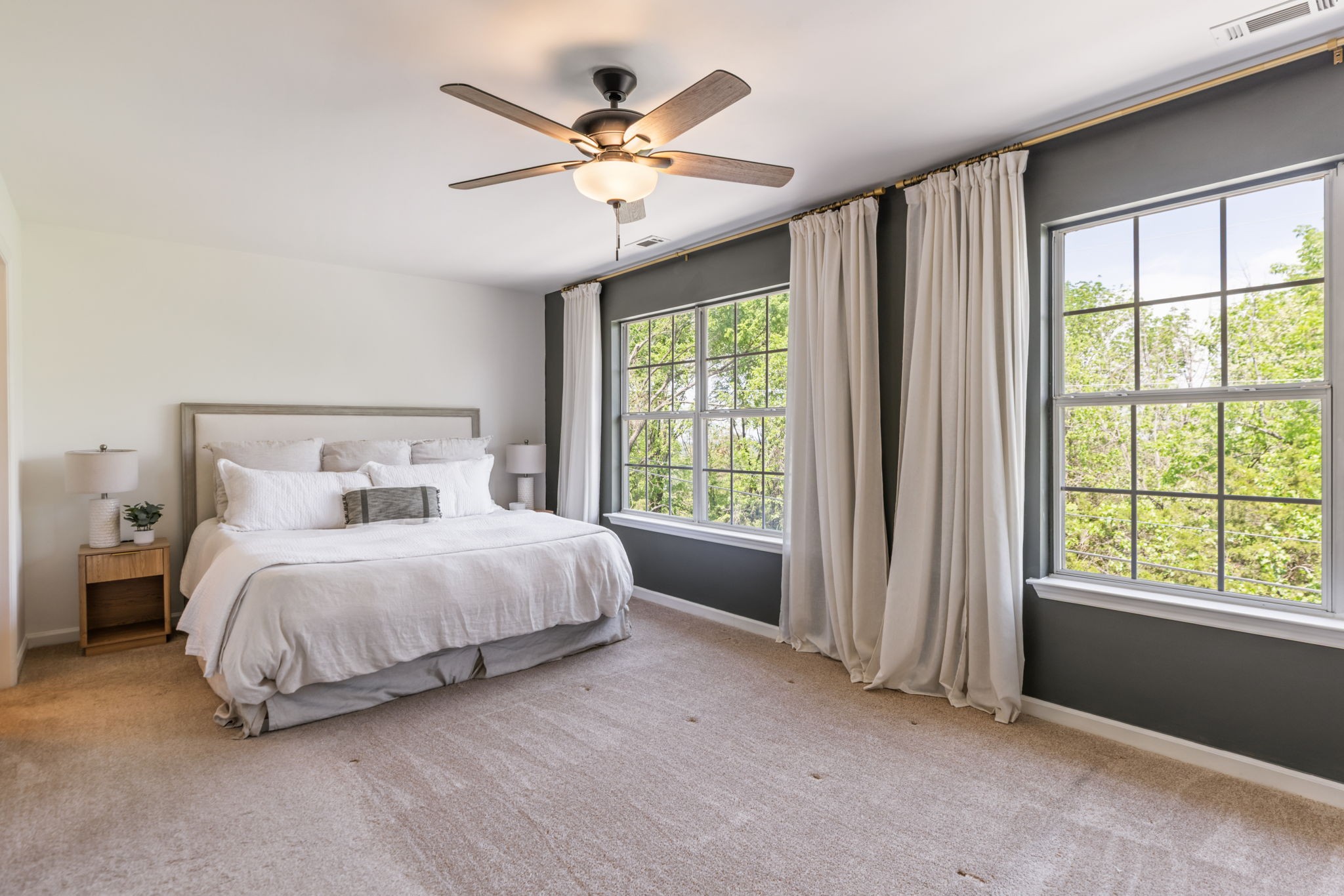 480 Huntington Ridge Dr