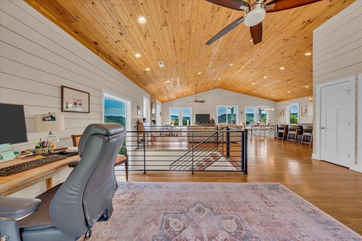 132 Highbridge Dr