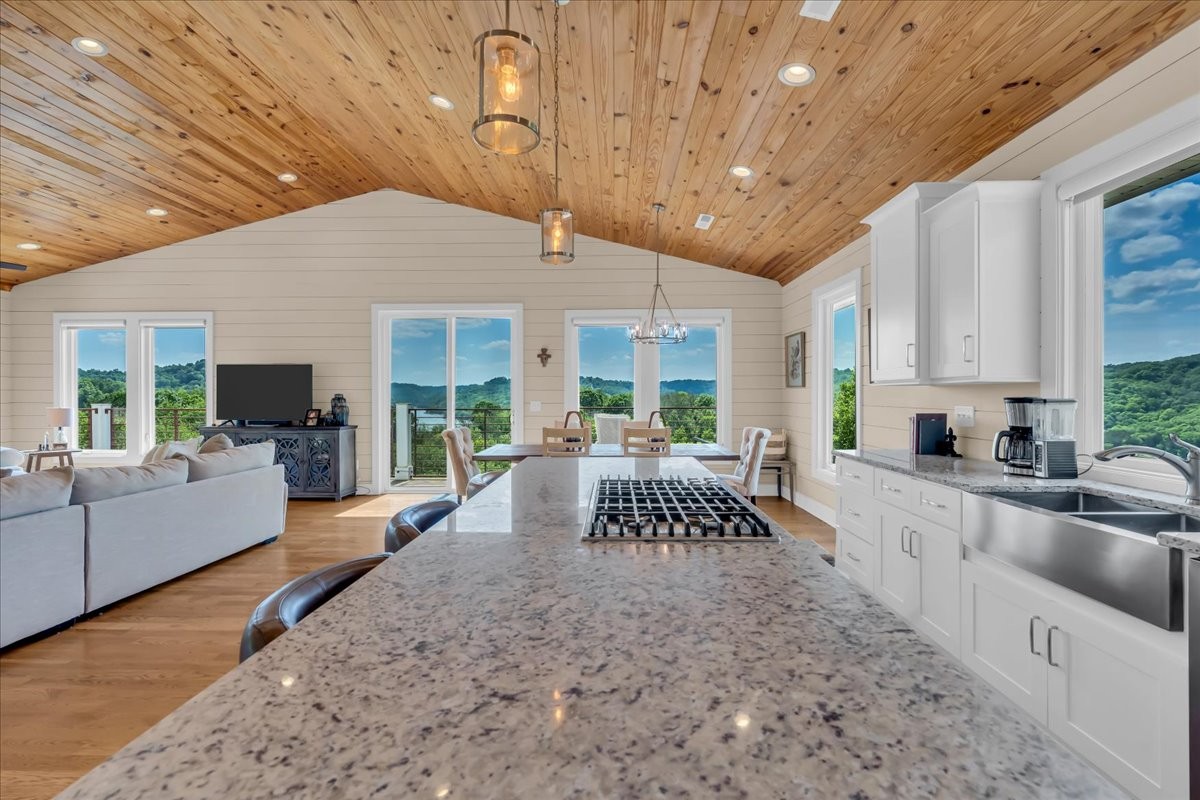 132 Highbridge Dr