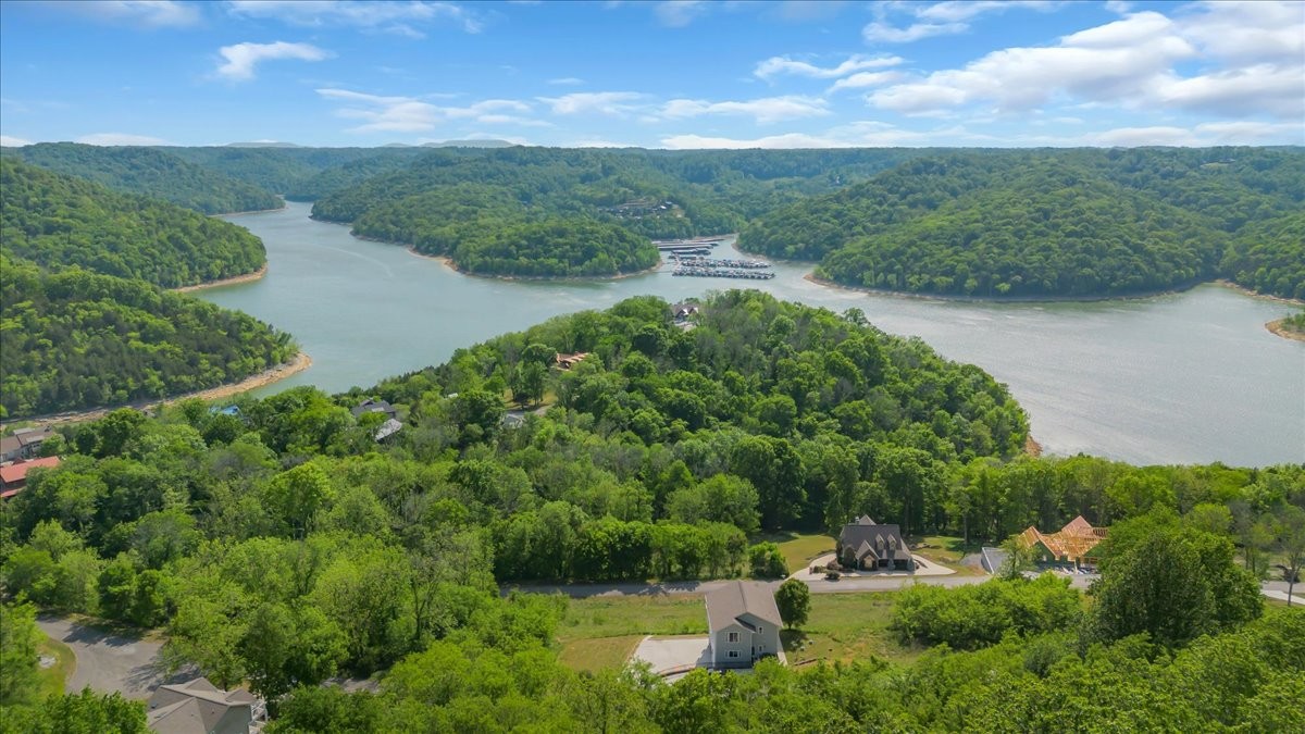 132 Highbridge Dr