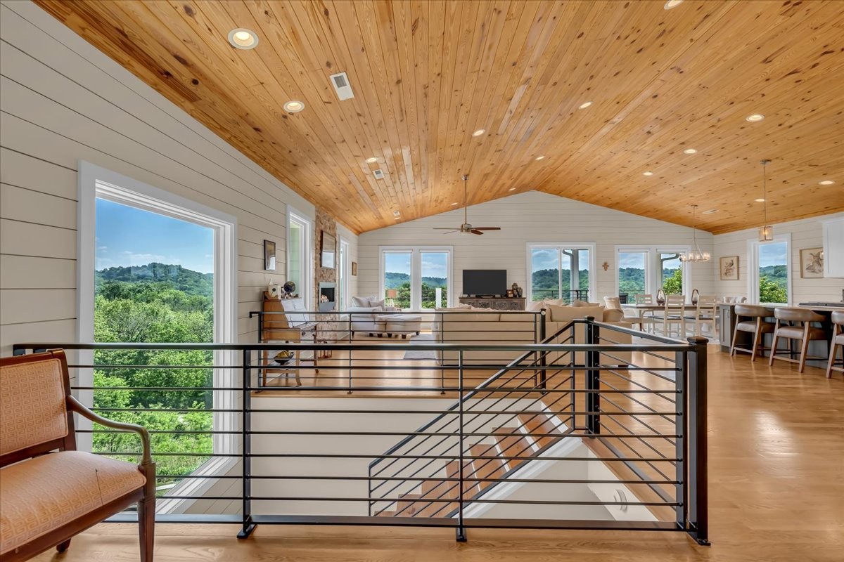 132 Highbridge Dr