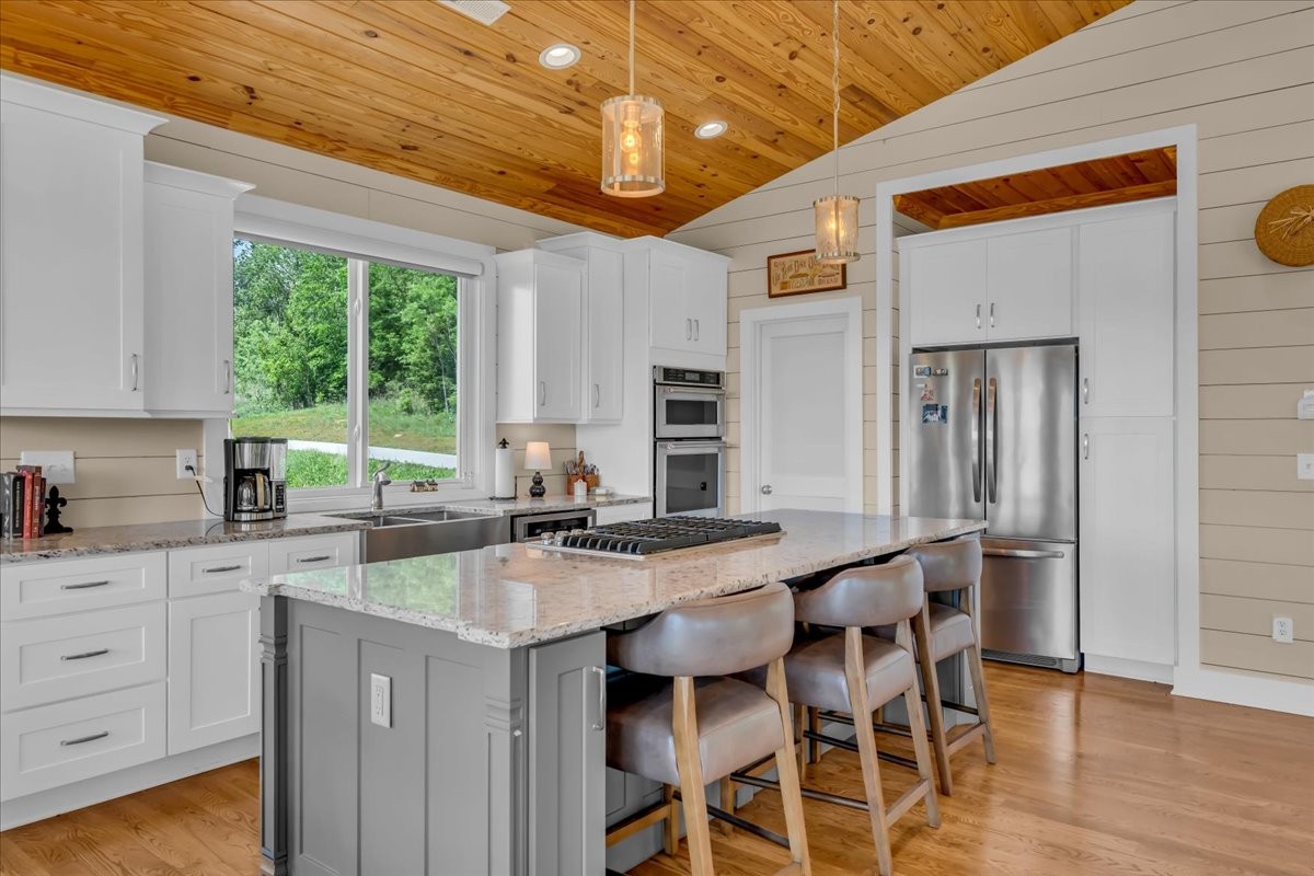 132 Highbridge Dr