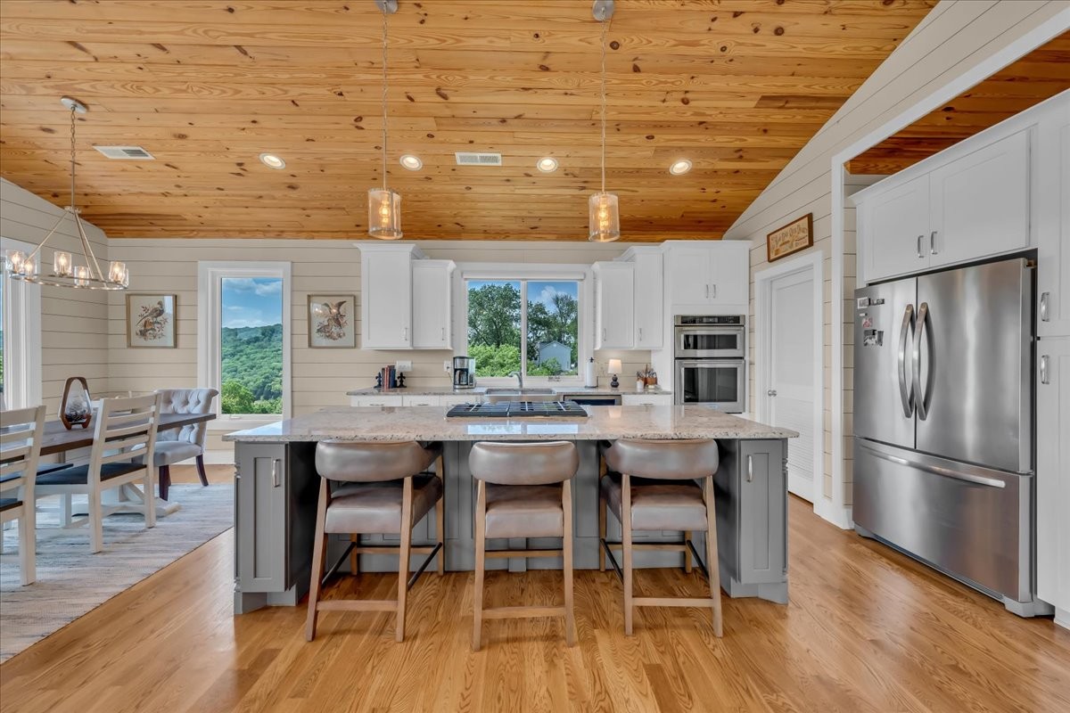 132 Highbridge Dr