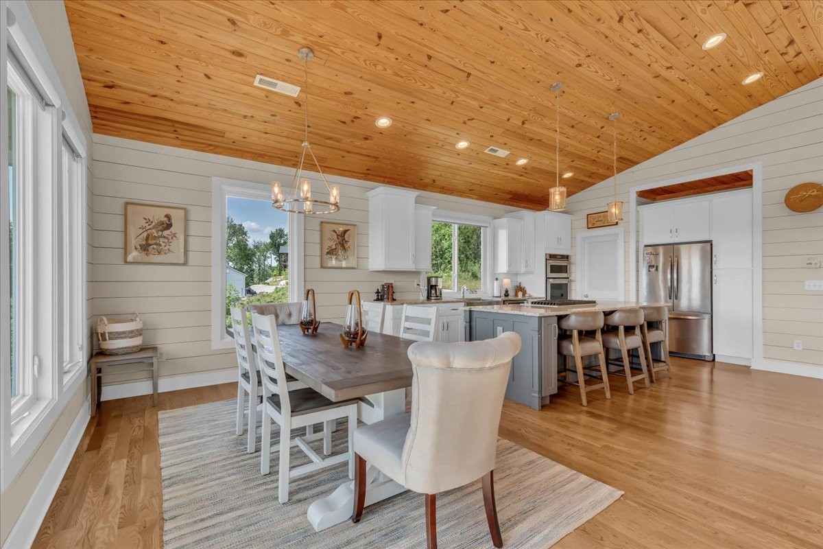 132 Highbridge Dr