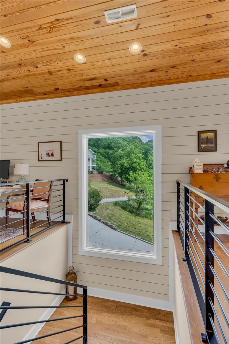 132 Highbridge Dr