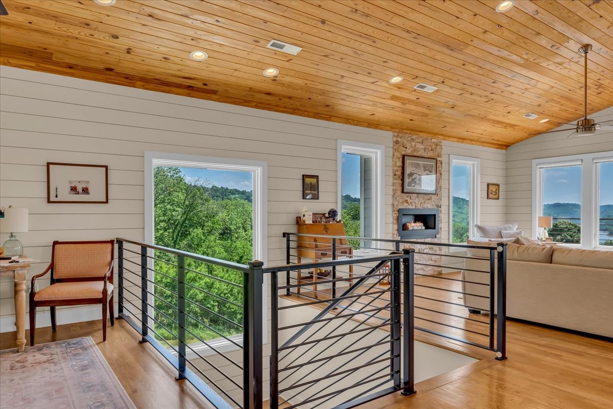 132 Highbridge Dr