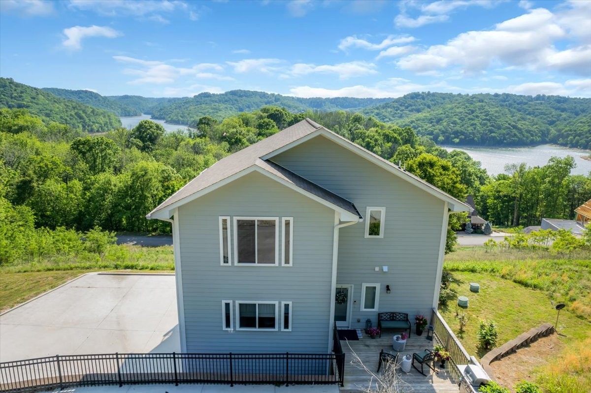 132 Highbridge Dr