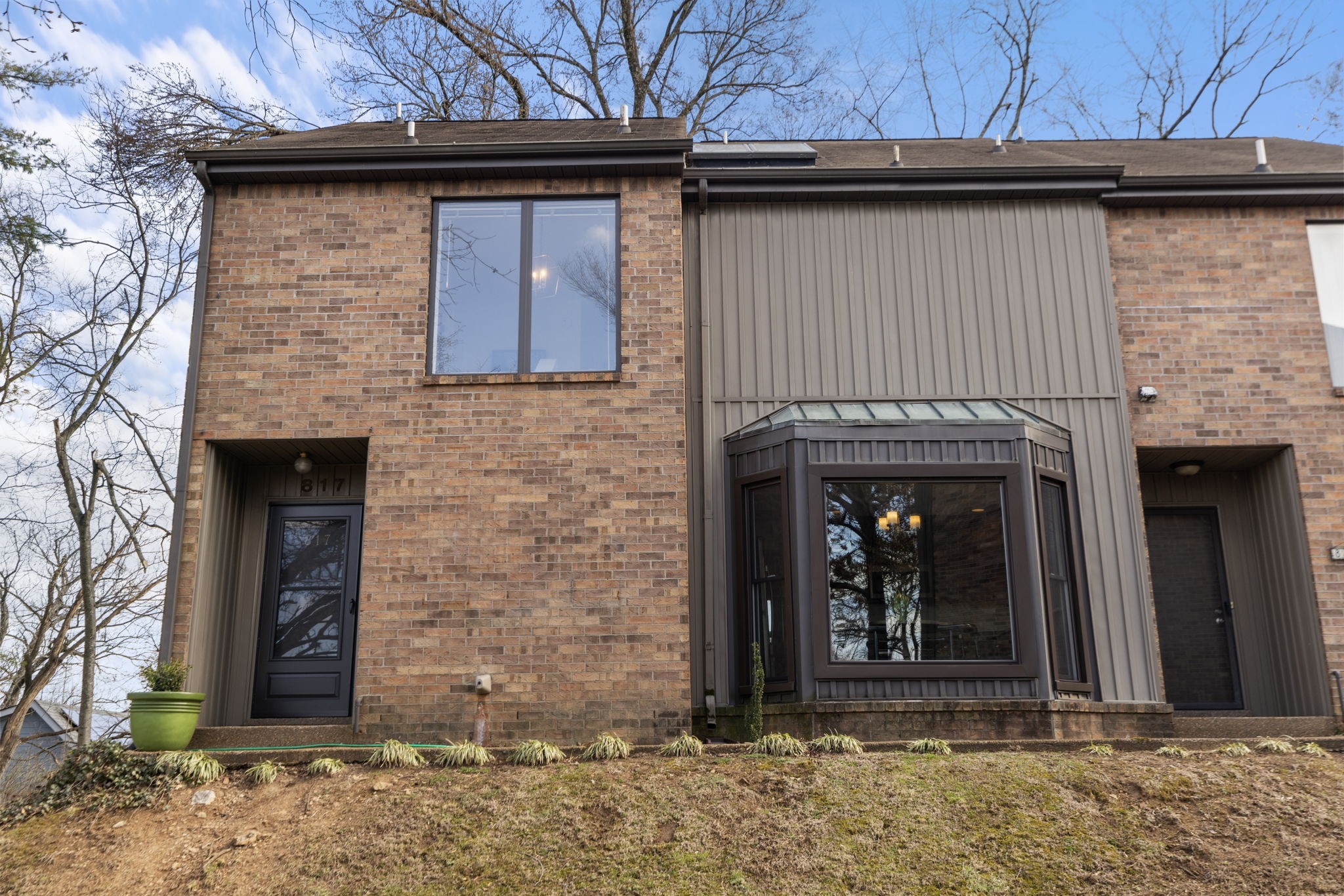 817 Battlefield Dr