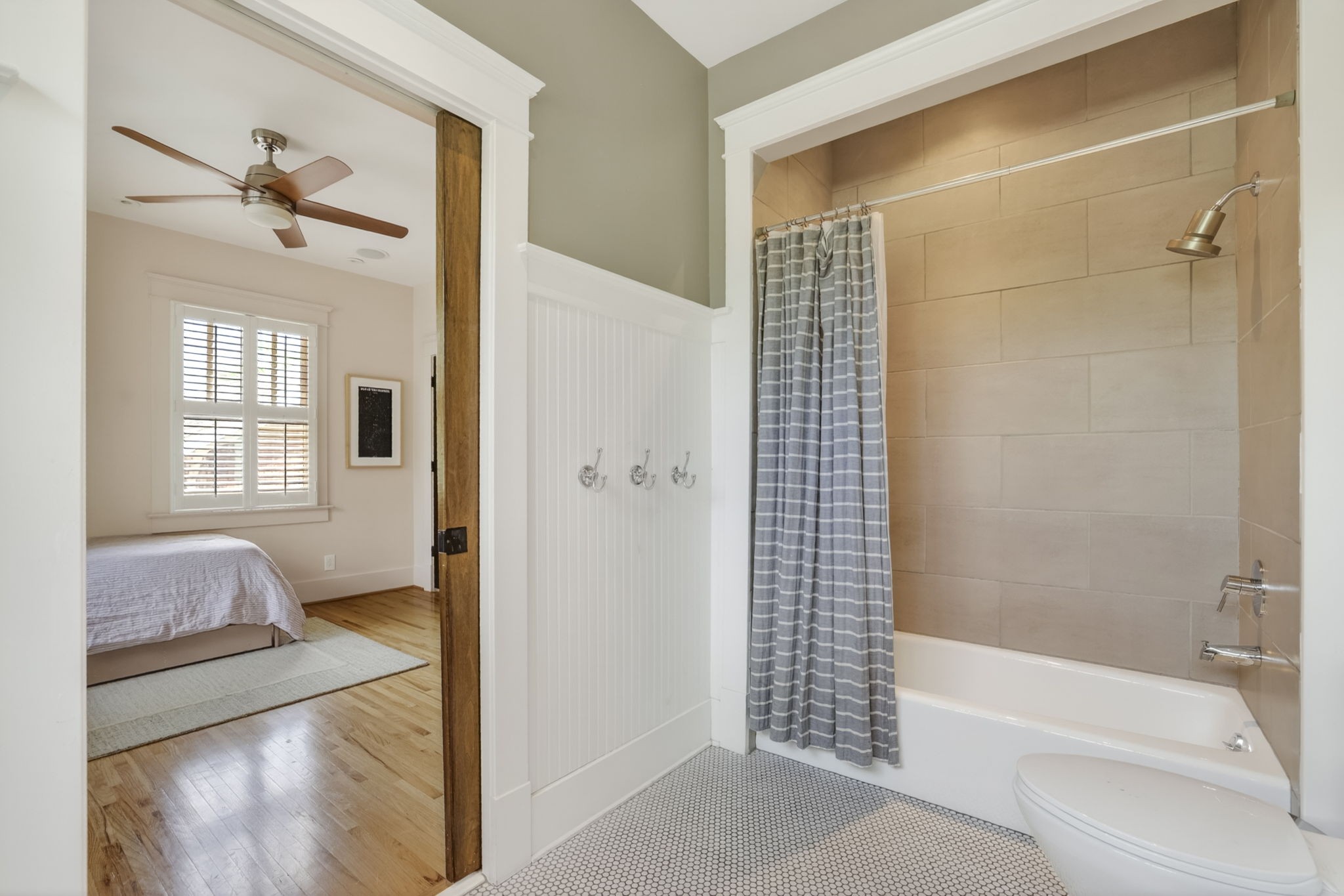 1915 Beechwood Ave