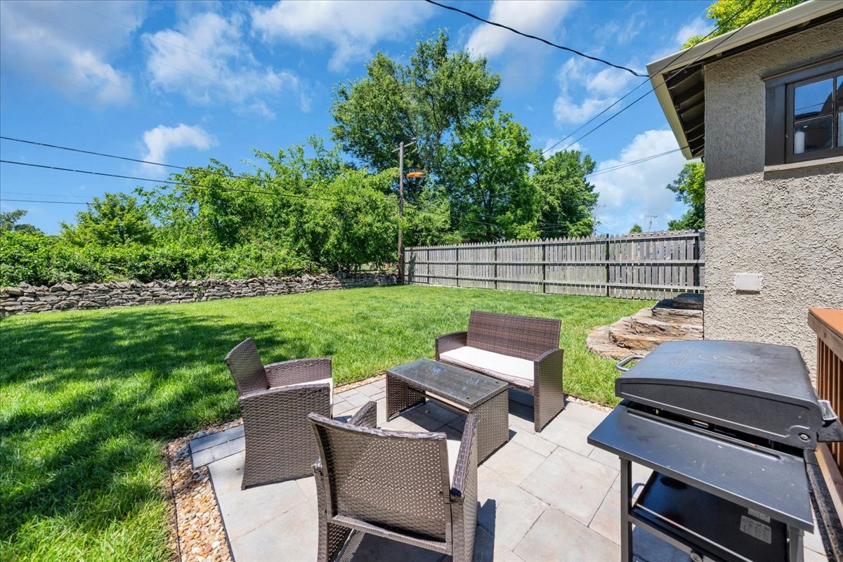 115 Cherokee Rd