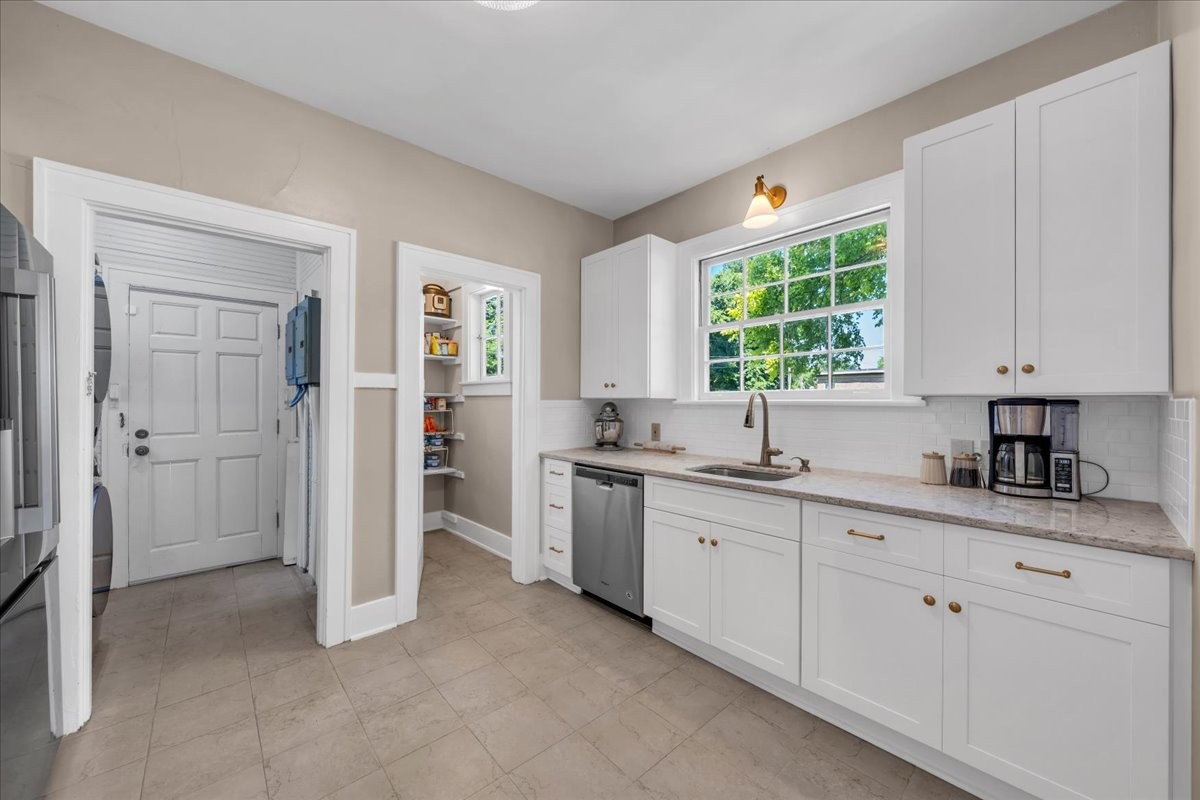 115 Cherokee Rd