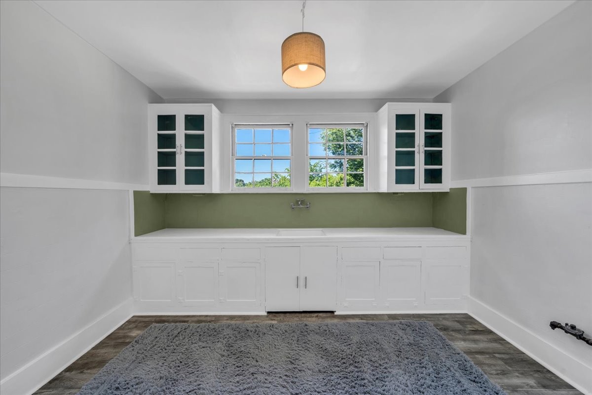 115 Cherokee Rd