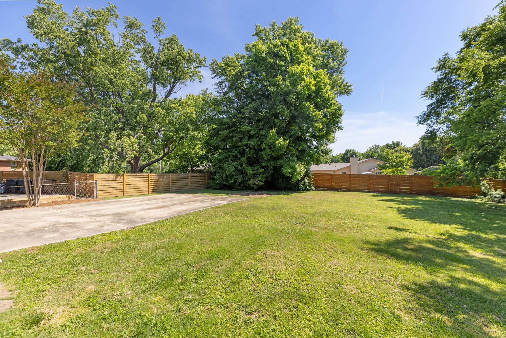 5002 Churchill Dr