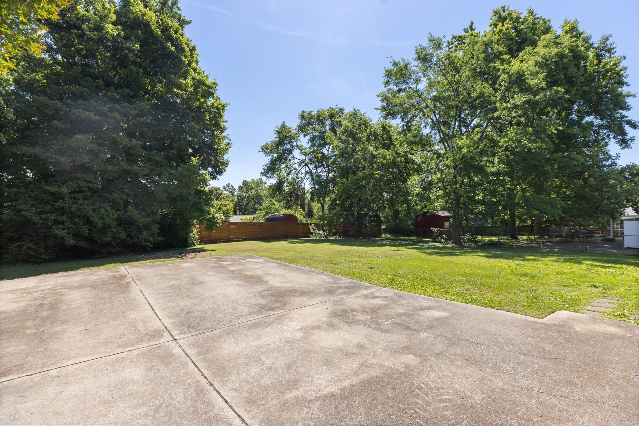 5002 Churchill Dr